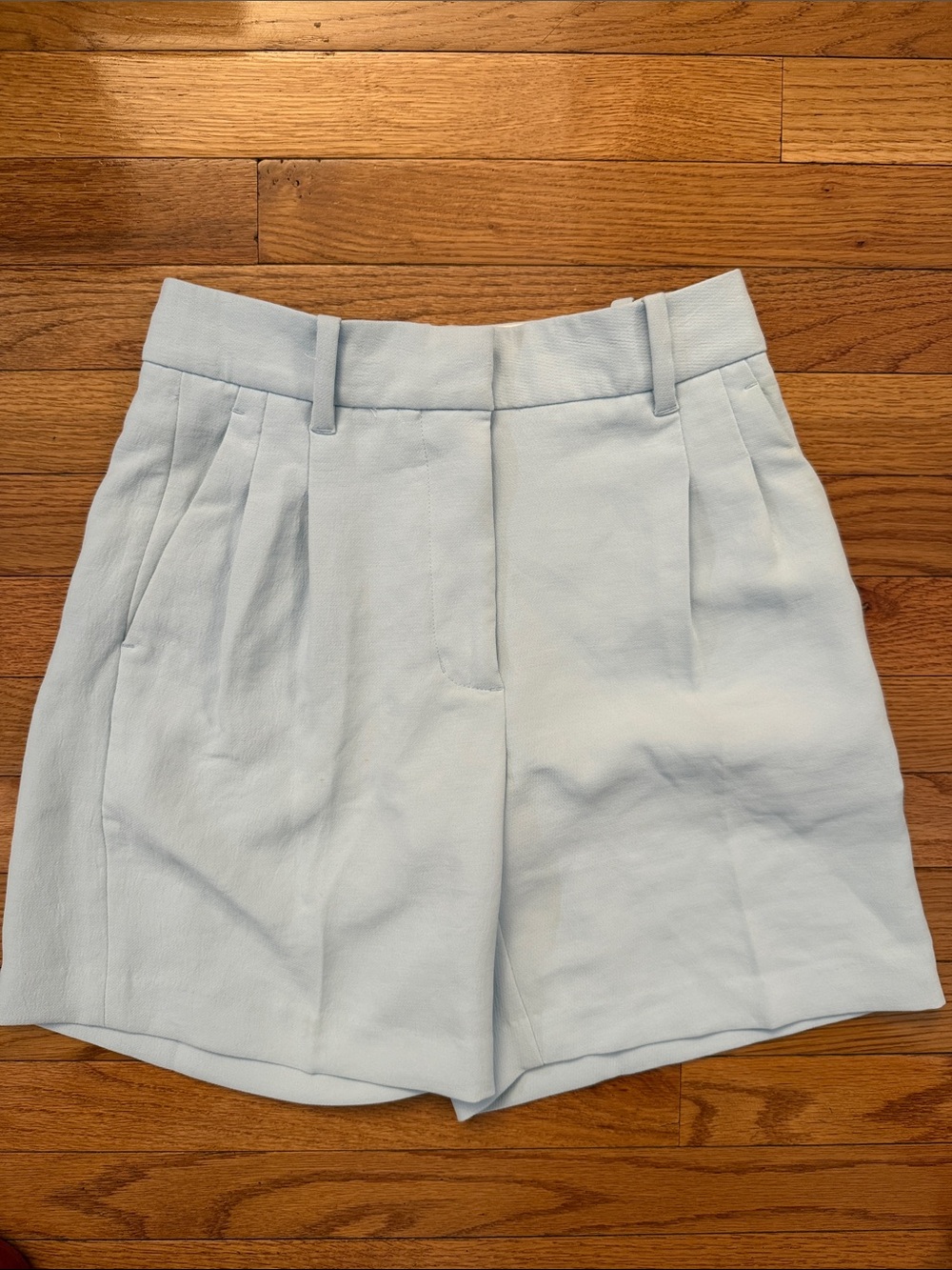 Wilfred Light Blue High-Rise Pleated Shorts